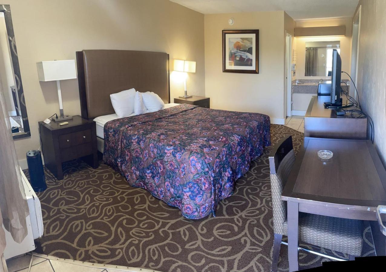 Hilltop Inn Pittsburgh Crafton Extérieur photo