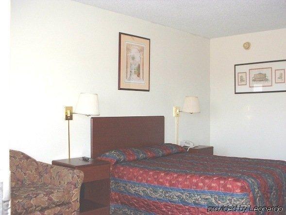 Hilltop Inn Pittsburgh Crafton Chambre photo